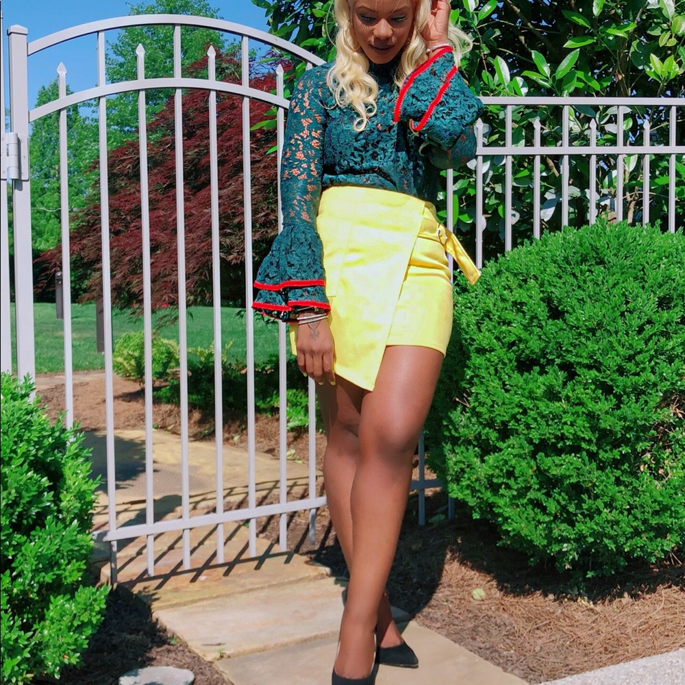 Green Lace top and yellow skirt